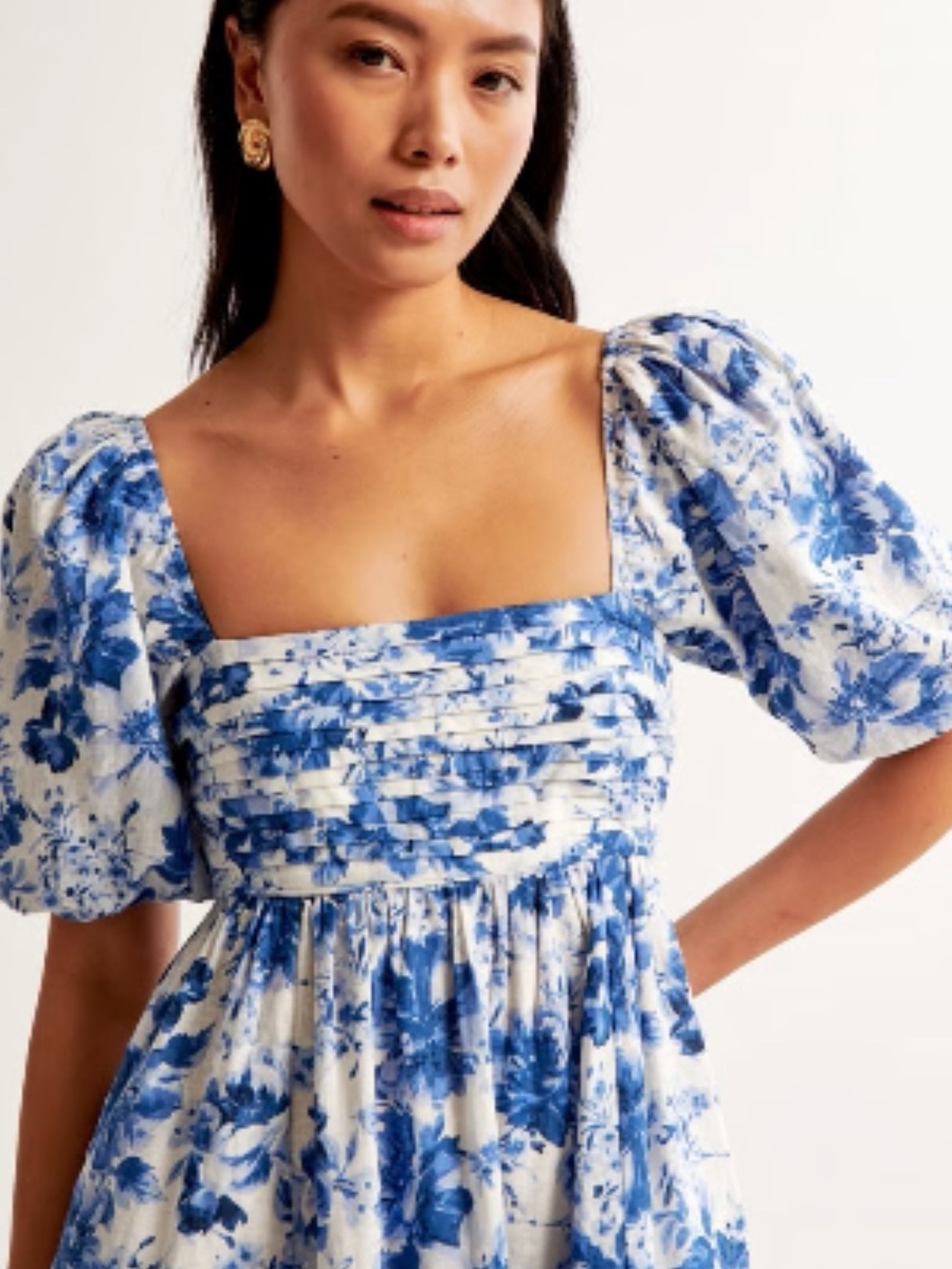 Abercrombie & Fitch Blue and White Floral Puff-Sleeve Mini Dress
